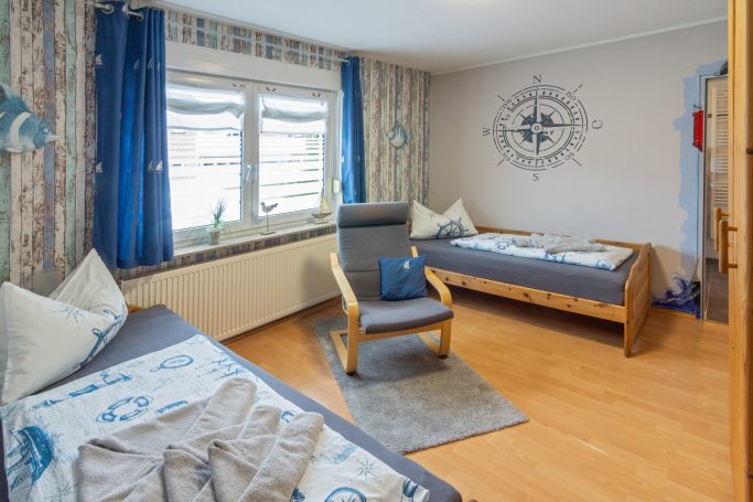 Schlafzimmer 2